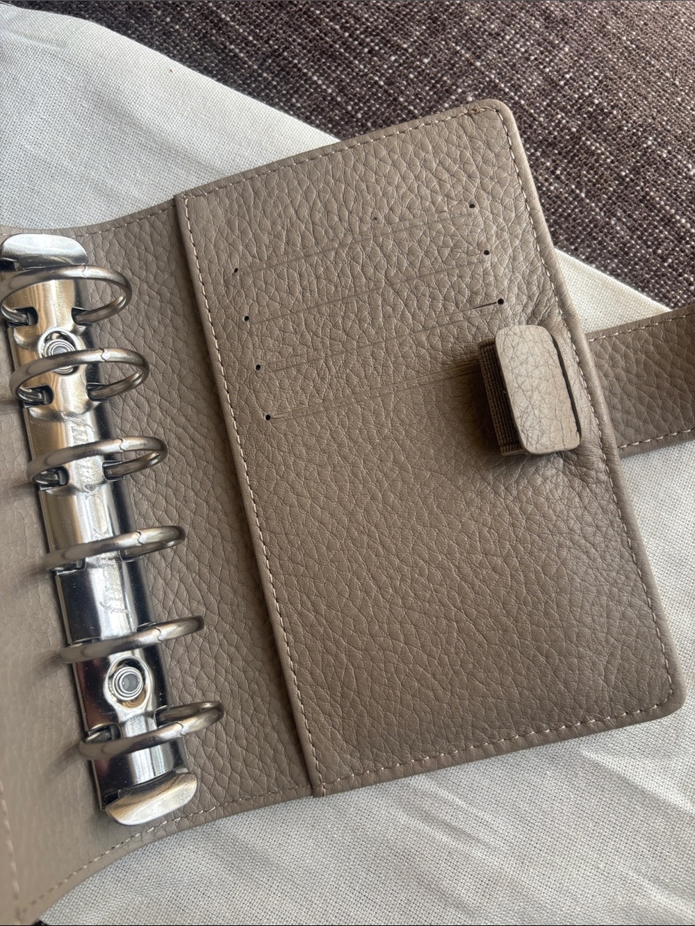 Filofax Pocket Rings Norfolk Leather Taupe Planner Notebook Cover Like New - Picture 11 of 15
